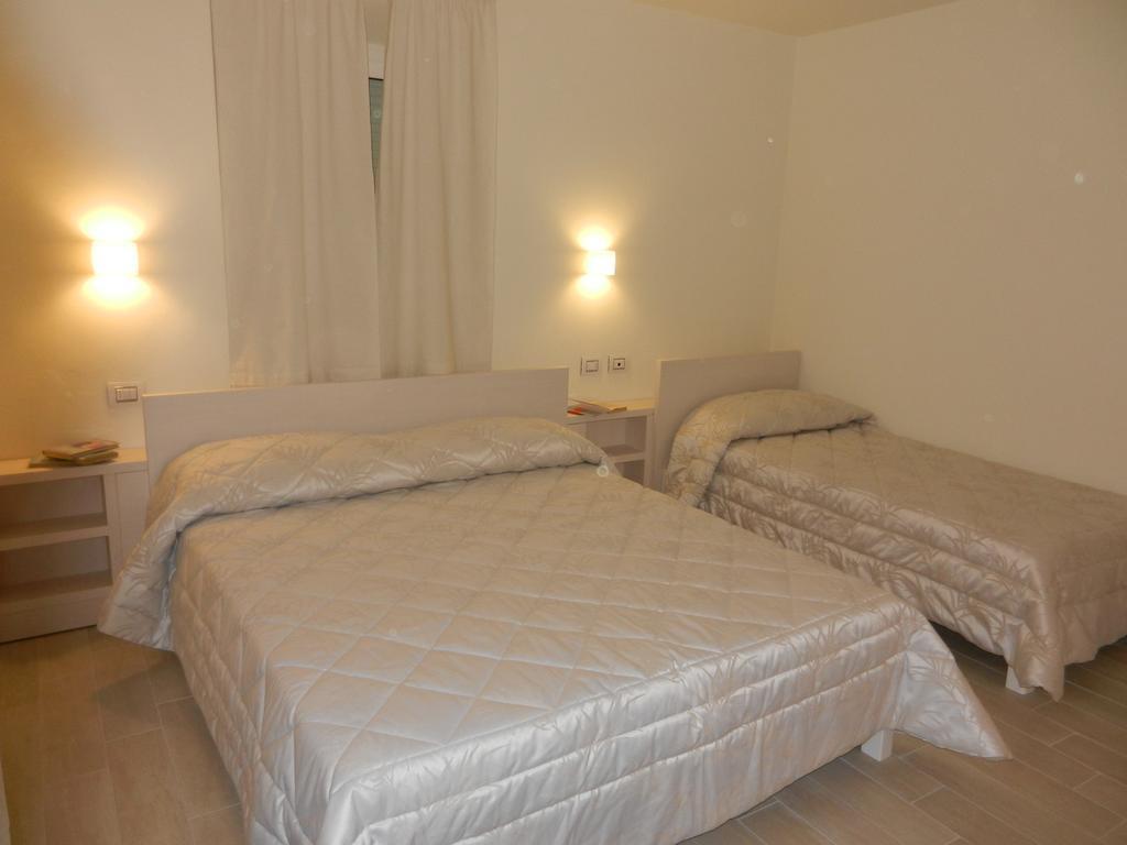 Affittacamere Le Tre Sorelle Sirolo Room photo